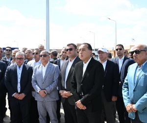 رئيس مجلس الوزراء خلال احتفالية افتتاح عددٍ من المشروعات بـ "القنطرة غرب الصناعية" 
