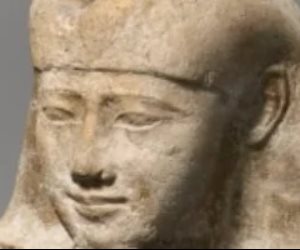 عرض تمثال لرأس رجل مصرى بدار كريستيز للبيع.. اعرف التفاصيل 