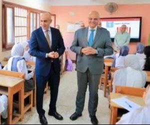 وزير التعليم أثناء جولته بمحافظة القليوبية : مهنة التدريس "أم المهن" والمعلم المسئول الأول عن وضع الطلاب