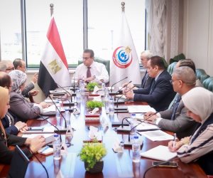 وزير الصحة يتابع آليات تسوية مديونيات منظومة الشراء الموحد لضمان استدامة توريد المستلزمات الطبية