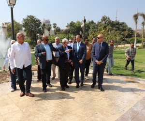 استعدادا لافتتاحها.. محافظ القاهرة يتفقد حديقة الأزبكية بوسط البلد.. صور