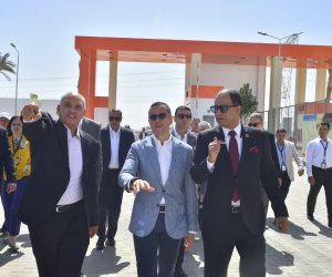 وزير الاستثمار والتجارة الخارجية يتفقد المركز اللوجستي الجمركي للمنطقة الاقتصادية لقناة السويس