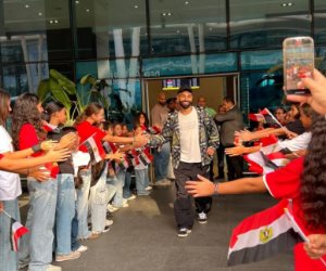محمد صلاح يصل القاهرة استعداداً للانضمام لمعسكر المنتخب