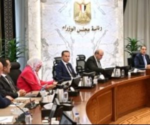 خلال اجتماع اليوم .. رئيس الوزراء يتابع موقف مشروعات تطوير البُنى التحتية وأنظمة التأمين بالمطارات