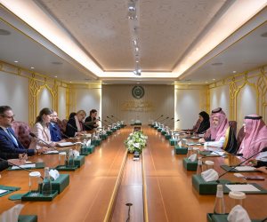 الأمين العام لرابطة العالم الإسلامي يلتقي وفدًا من القيادات الفكرية الألمانية من مختلف مراكز الأبحاث والفكر الأمين العام لرابطة العالم الإسلامي يلتقي وفدًا من القيادات الفكرية الألمانية من مختلف مراكز الأبحاث والفكر