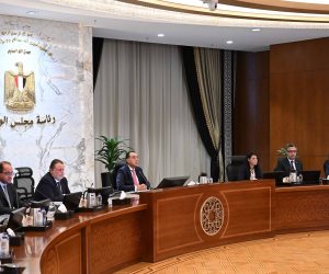 رئيس الوزراء يترأس اجتماع المجموعة الوزارية الاقتصادية