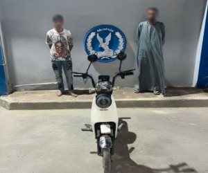 كشف ملابسات اصطدام قائد دراجة كهربائية بسيدة في بني سويف وتضبط المتهم