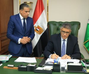 محافظ الجيزة يعتمد حركة مديري ووكلاء الإدارات التعليمية