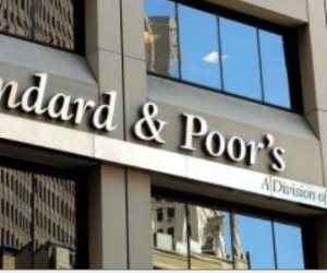 ستاندرد آند بورز: رفع تصنيف مصر يعكس إصلاحات الحكومة على مدار الـ18 شهرا