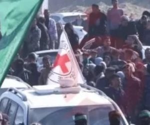 إسرائيل تفرج عن 1968 معتقلا فلسطينيا مقابل 20 رهينة أحياء أطلقتهم حماس
