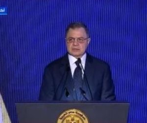فيديو وزير الداخلية في احتفالات «عيد الشرطة» يعود للواجهة بعد شهادة ترامب بانخفاض معدل الجريمة