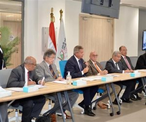 "تطوير الإعلام" المصرى تعقد أولى اجتماعاتها وتشكل عددا من اللجان الفرعية "تطوير الإعلام" المصرى تعقد أولى اجتماعاتها وتشكل عددا من اللجان الفرعية