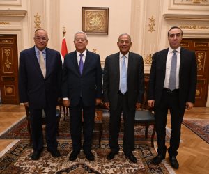 رئيس مجلس النواب يستقبل السفير محمود كارم رئيس المجلس القومي لحقوق الإنسان