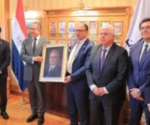 ماذا قال خالد عنانى عن جامعة حلوان باحتفالية فوزه بمنصب مدير اليونسكو؟ اعرف التفاصيل 