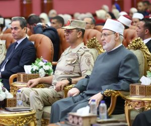 انطلاق احتفالية قوات الدفاع الشعبي والعسكري تحت عنوان "ويثبت أقدامكم" انطلاق احتفالية قوات الدفاع الشعبي والعسكري تحت عنوان "ويثبت أقدامكم"
