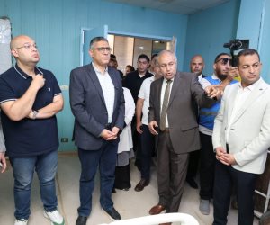 محافظ الجيزة يتفقد مستشفى الواحات البحرية ويتابع مستوى الخدمات الطبية محافظ الجيزة يتفقد مستشفى الواحات البحرية ويتابع مستوى الخدمات الطبية
