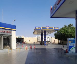 محافظ جنوب سيناء يتابع تطبيق الأسعار الجديدة للمحروقات والتعريفة الجديدة للمواصلات (صور)