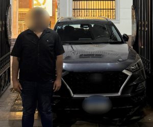 ضبط قائد سيارة ملاكي لاصطدامه بآخر والسير به وهو يعتلي مقدمتها بالإسكندرية