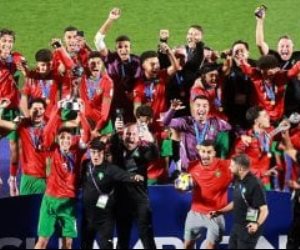100 ألف دولار مكافأة استثنائية لكل لاعب بمنتخب المغرب بعد التتويج بمونديال الشباب علي حساب الأرجنتين.. فيديو