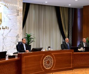 خلال اجتماع مجلس المحافظين.. رئيس الوزراء يشدد على ضرورة تحديد قيمة زيادات تعريفة وسائل النقل الجماعي والعام.. ورفع درجات الاستعداد القصوى لافتتاح المتحف الكبير 