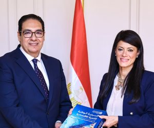 وزيرة التخطيط تستعرض «السردية الوطنية للتنمية الاقتصادية» مع رئيس جامعة القاهرة.. ويوقعان بروتوكول تعاون في مجالات الحوكمة والتطوير الإداري