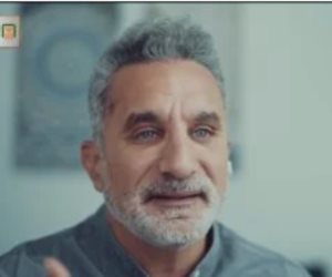 باسم يوسف يكشف الجانب الآخر من المجتمع الأمريكي: وزير دفاعهم متطرف