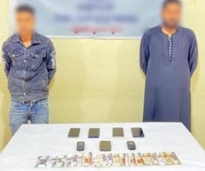 ضبط شخصين بالمنيا للاحتيال على المواطنين والاستيلاء على بطاقات الدفع الإلكتروني لهم
