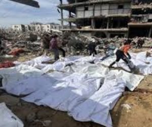 غزة تتهم الاحتلال بارتكاب إعدامات ميدانية.. 54 جثماناً عادوا بآثار تعذيب