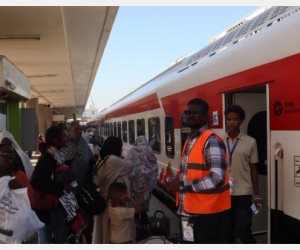 تسيّر الرحلة 28 ضمن مشروع العودة الطوعية للأشقاء السودانيين  تسيّر الرحلة 28 ضمن مشروع العودة الطوعية للأشقاء السودانيين