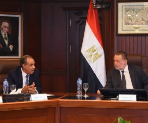 محافظ المركزي ووزير الخارجية يشهدان إطلاق مبادرة " افتح حسابك في مصر" لتسهيل إجراءات فتح الحسابات للعاملين بالخارج محافظ المركزي ووزير الخارجية يشهدان إطلاق مبادرة " افتح حسابك في مصر" لتسهيل إجراءات فتح الحسابات للعاملين بالخارج