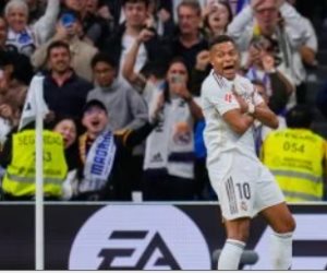 شوط مثير ينتهى بتقدم ريال مدريد ضد برشلونة 2-1 والفار يمنع هدفين.. فيديو شوط مثير ينتهى بتقدم ريال مدريد ضد برشلونة 2-1 والفار يمنع هدفين.. فيديو