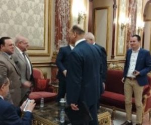 بدأ منذ قليل ..  توافد أعضاء مجلس الشيوخ استعدادًا لانتخابات هيئات مكاتب اللجان النوعية