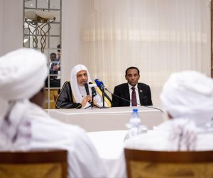 الأمين العام لرابطة العالم الإسلامي يلتقي علماء جمهورية السودان الأمين العام لرابطة العالم الإسلامي يلتقي علماء جمهورية السودان