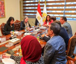 منال عوض تبحث مع لجنة من البنك الدولي نتائج برنامج التنمية المحلية بصعيد مصر منال عوض تبحث مع لجنة من البنك الدولي نتائج برنامج التنمية المحلية بصعيد مصر
