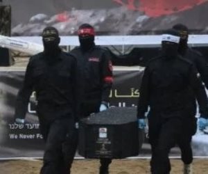 بعد العثور عليه منذ قليل .. كتائب القسام تعلن موعد تسليم جثمان رهينة إسرائيلى جديد بعد العثور عليه منذ قليل .. كتائب القسام تعلن موعد تسليم جثمان رهينة إسرائيلى جديد