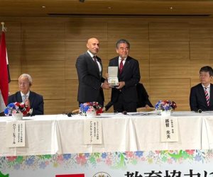 وزير التعليم يزور اليابان ويوقع مذكرة تفاهم مع جامعة هيروشيما ومؤسسة "سبريكس" وزير التعليم يزور اليابان ويوقع مذكرة تفاهم مع جامعة هيروشيما ومؤسسة "سبريكس"