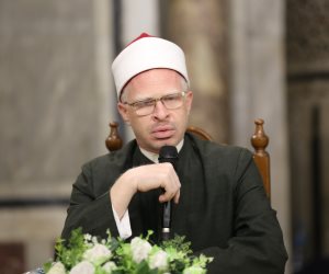 ملتقى الأزهر للقضايا المعاصرة: السلام اسم من أسماء الله وتحقيقه يبدأ من سلام النفس والمجتمع والإنسانية ملتقى الأزهر للقضايا المعاصرة: السلام اسم من أسماء الله وتحقيقه يبدأ من سلام النفس والمجتمع والإنسانية