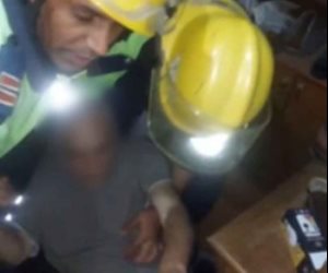 الأجهزة الأمنية بالقاهرة تستجيب بشكل فوري لاستغاثة شخص لمساعدته في دخول مسكن عمه بالتجمع الأجهزة الأمنية بالقاهرة تستجيب بشكل فوري لاستغاثة شخص لمساعدته في دخول مسكن عمه بالتجمع