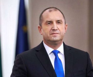 سفير مصر لدى صوفيا: مشاركة رئيس بلغاريا في افتتاح المتحف الكبير تعكس مكانة مصر الرفيعة لدى صوفيا سفير مصر لدى صوفيا: مشاركة رئيس بلغاريا في افتتاح المتحف الكبير تعكس مكانة مصر الرفيعة لدى صوفيا