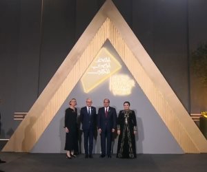 الرئيس السيسى والسيدة قرينته يستقبلان الوفود المشاركة فى حفل افتتاح المتحف المصرى الكبير