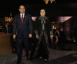 حفل يليق بمصر.. تفاصيل حضور الرئيس السيسي والسيدة قرينته افتتاح المتحف المصري الكبير
