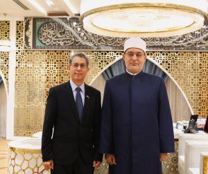 مفتي الجمهورية يستقبل وزير الشئون الإسلامية السنغافوري لبحث سبل تعزيز التعاون العلمي