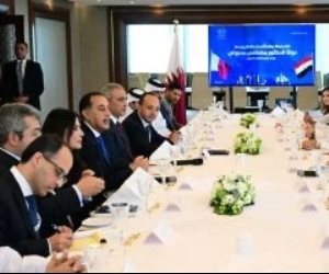 رئيس الوزراء يوجه الدعوة لرجال الأعمال والمستثمرين القطريين لزيادة حجم استثماراتهم بمصر
