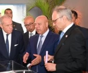 كامل الوزير يضع حجر الأساس لمصنع جديد بمدينة 6 أكتوبر ينتج 50 ألف سيارة