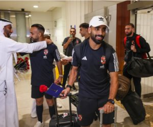 استقبال حافل بالورود لبعثة الأهلي في الإمارات استعدادا للسوبر.. صور