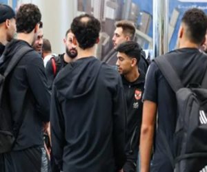 الأهلي يصل مدينة العين الإماراتية للمشاركة في السوبر المصري.. فيديو