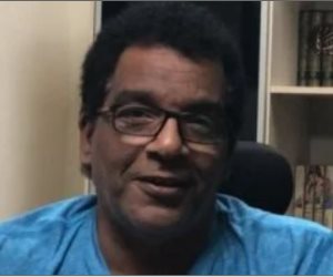 وفاة السيناريست أحمد عبدالله مؤلف «كركر» بعد شهور من وفاة صديقه سامح عبد العزيز