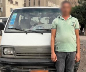 سائق سيارة ميكروباص لقيامه بالإصطدام بطالبَين بالقاهرة ولاذ  بالفرار مما أدى إلى وفاة أحدهما