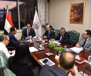 الصحة والصندوق السيادى يناقشان تحويل الفندق القائم بمعهد ناصر إلى مستشفى النيل للأطفال