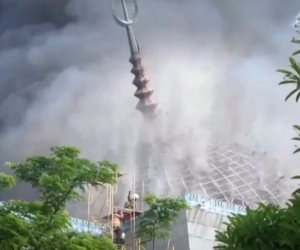 انفجار في مسجد أثناء صلاة الجمعة داخل مجمع مدارس في إندونيسيا